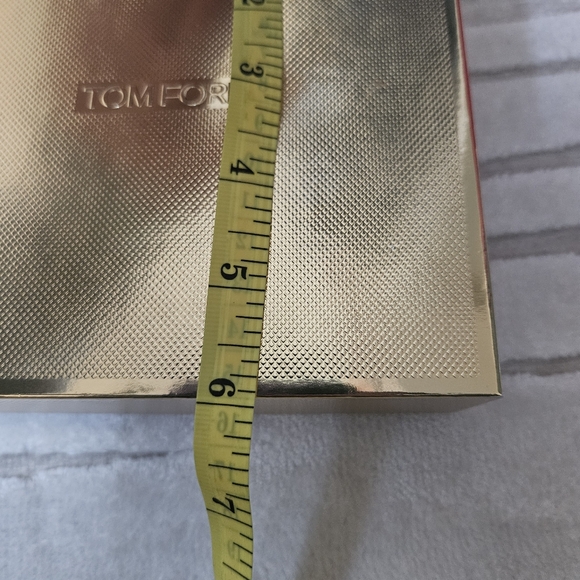 Tom Ford empty perfume box - Picture 5 of 5